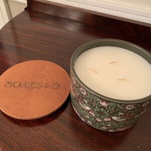 Morris & Co. Floral Green Candle